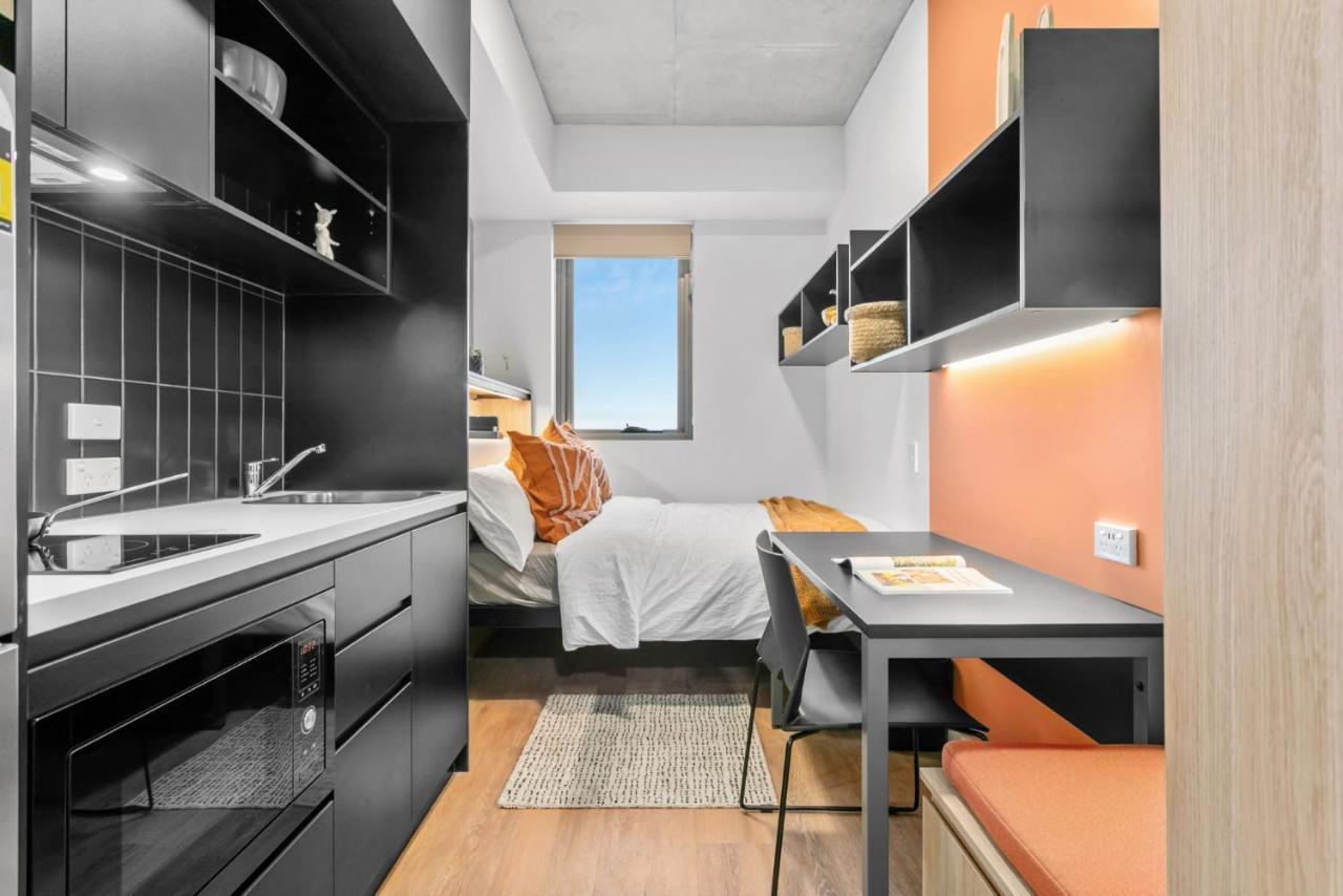 Appartamento Switch Living In The Centre Of Adelaide Esterno foto