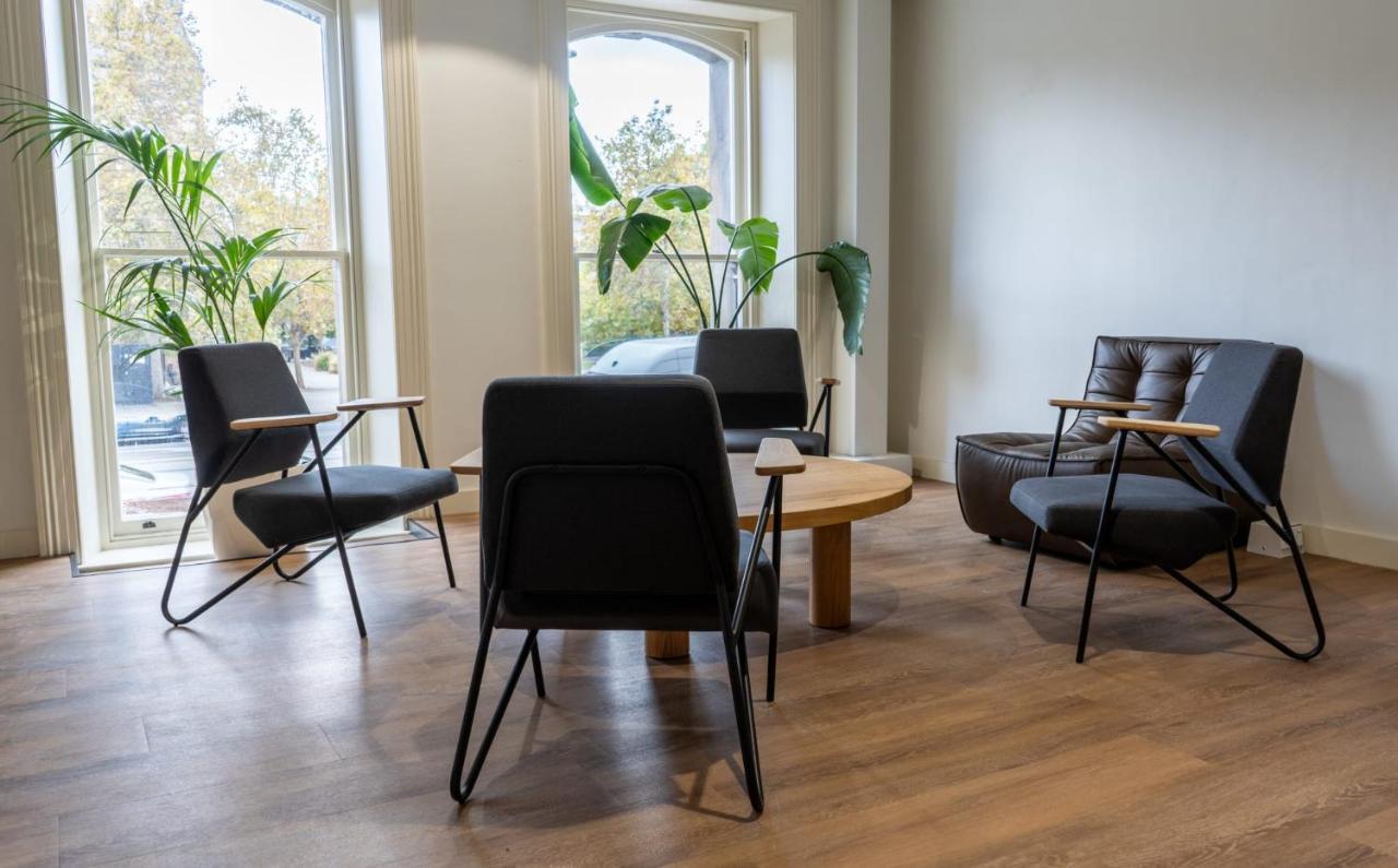 Appartamento Switch Living In The Centre Of Adelaide Esterno foto
