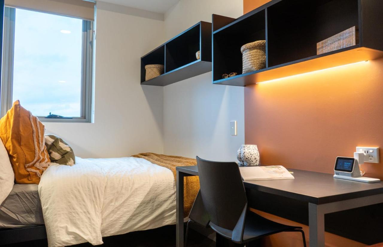 Appartamento Switch Living In The Centre Of Adelaide Esterno foto
