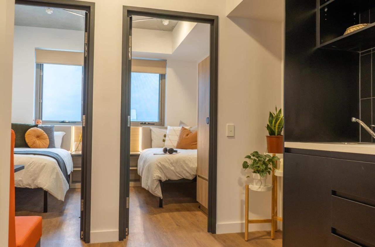 Appartamento Switch Living In The Centre Of Adelaide Esterno foto
