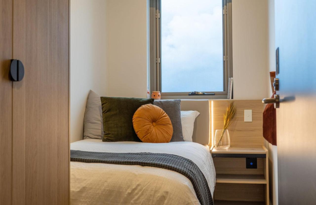 Appartamento Switch Living In The Centre Of Adelaide Esterno foto